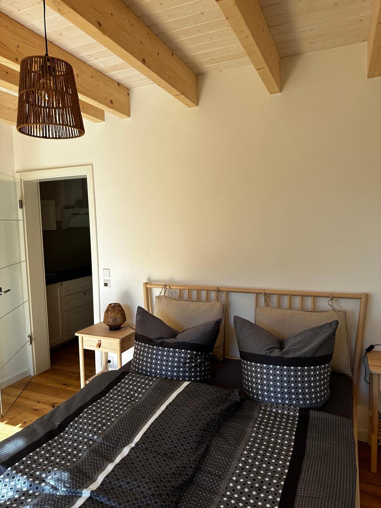 Ferienwohnung Stenja - Made Of Wood Dresde Exterior foto